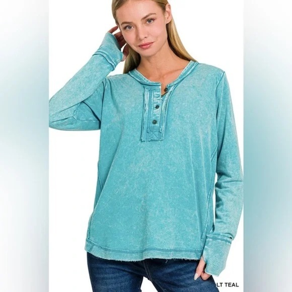 Zenana Outfitters Teal Button-Down Top (NWOT) - Picture 1 of 9